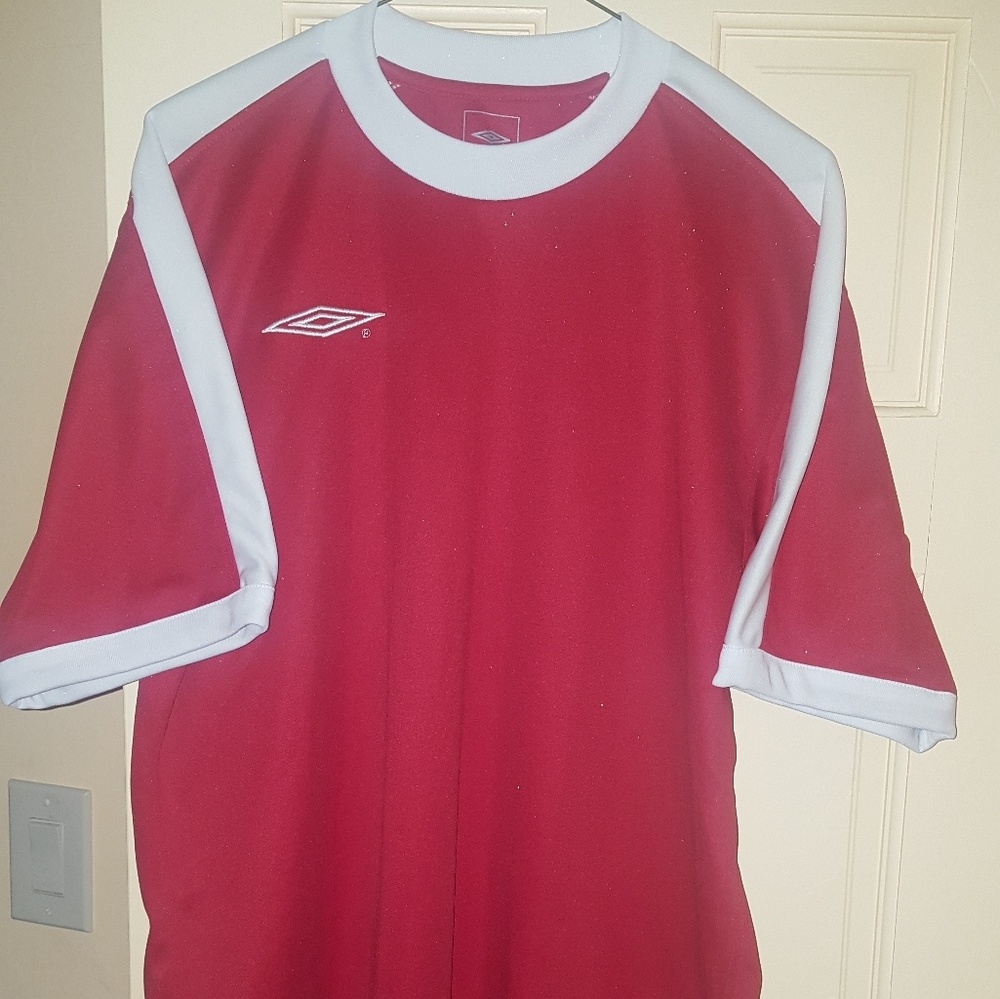 UMBRO soccer Jersey. #77 printed on the back/Large